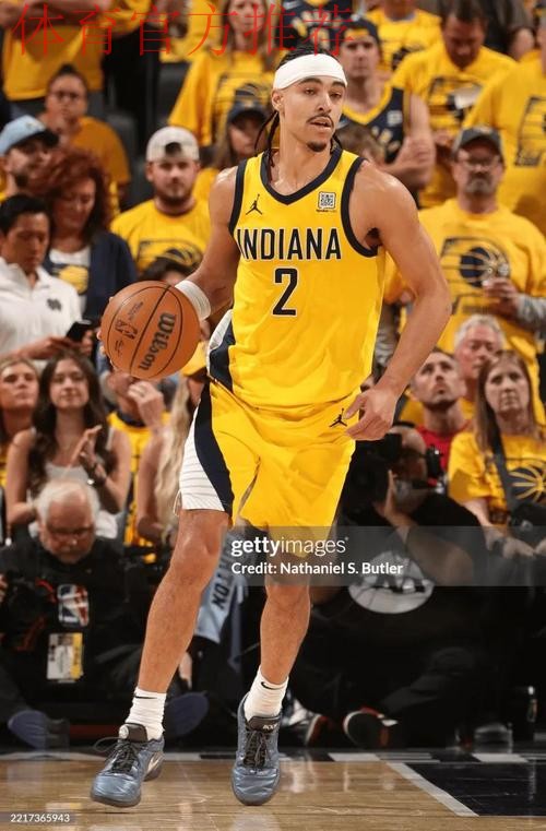 瑞安-内姆布哈德穿着BOOK1，得到14分4篮板11助攻